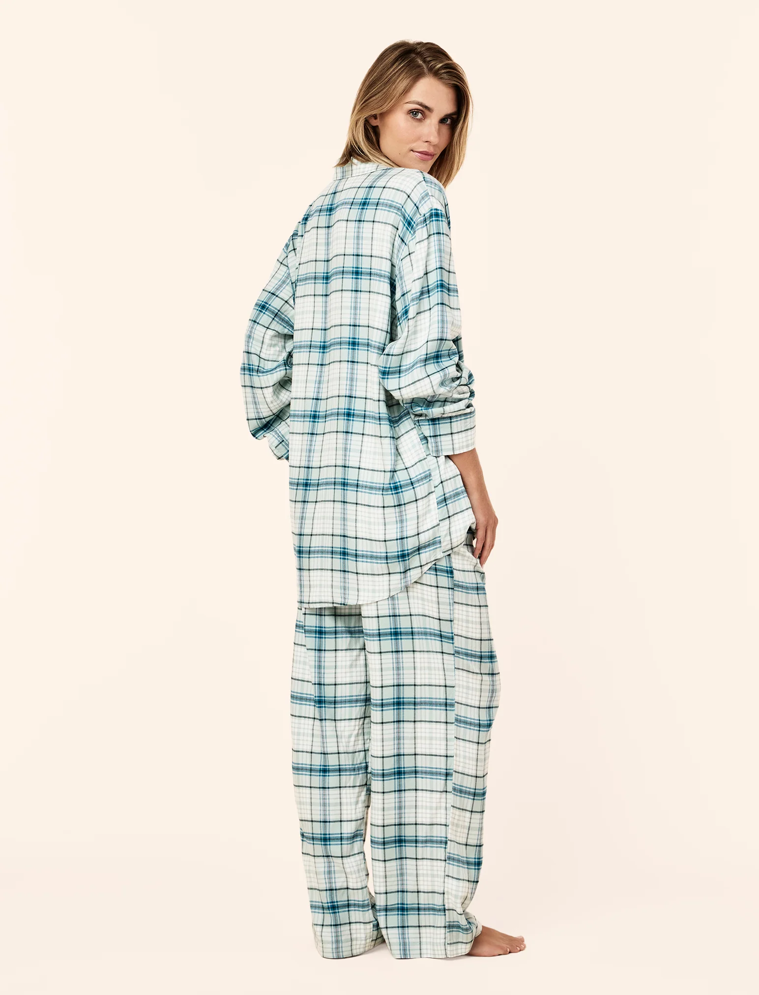 Comfy Plaid Full Length PJ Set - Image 8