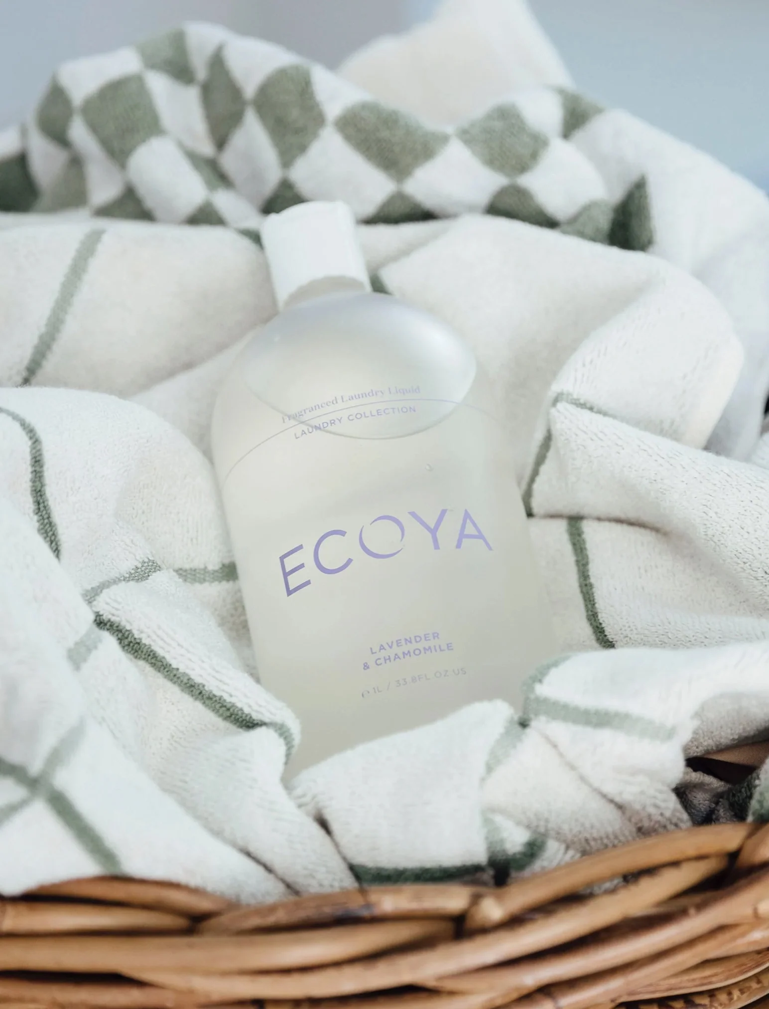 Ecoya Laundry Liquid - Lavender & Chamomile - Image 2