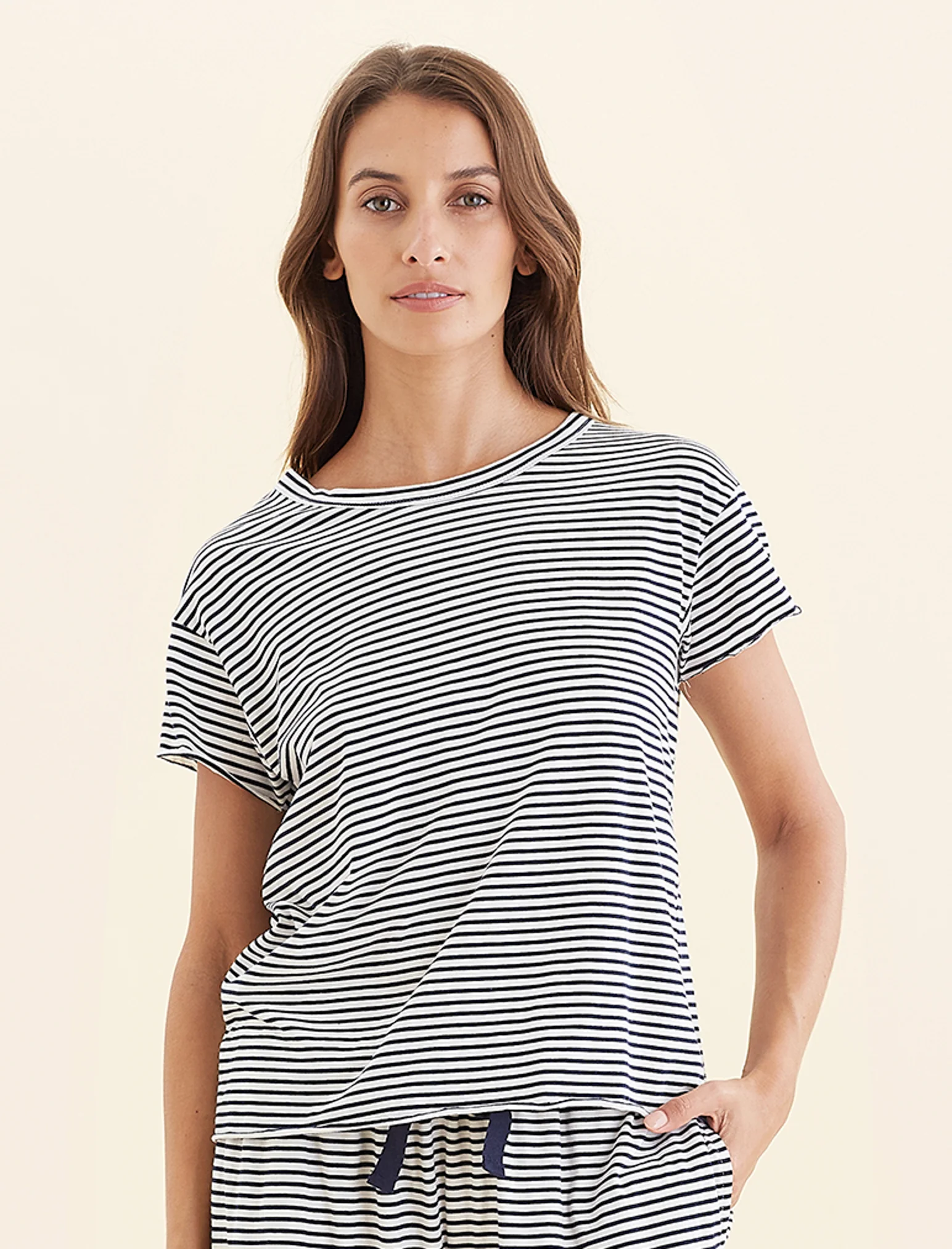 Jada Organic Cotton Knit Boxy Tee - Image 10