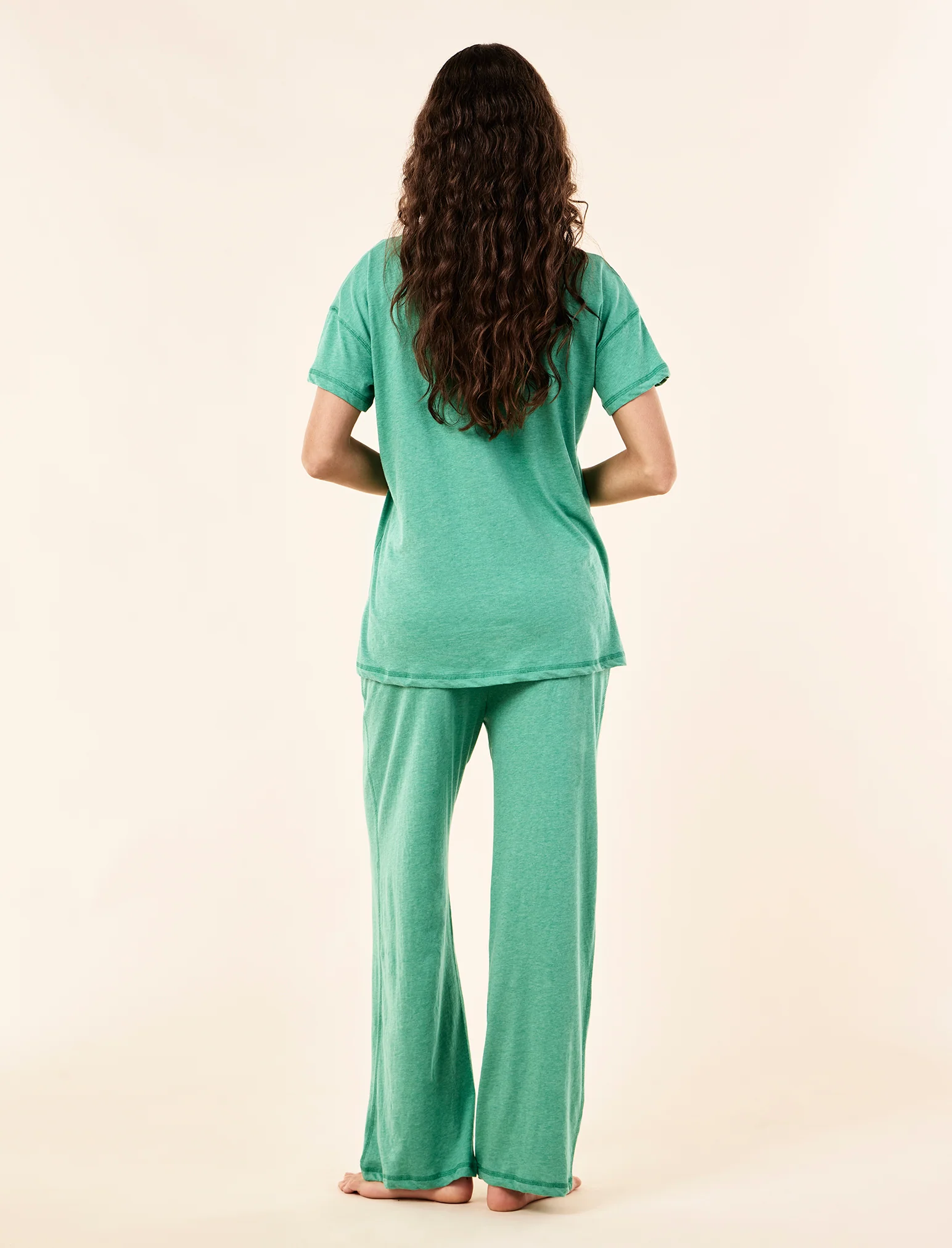 Jada Organic Cotton Knit Tee & Straight Leg Pant - Image 4