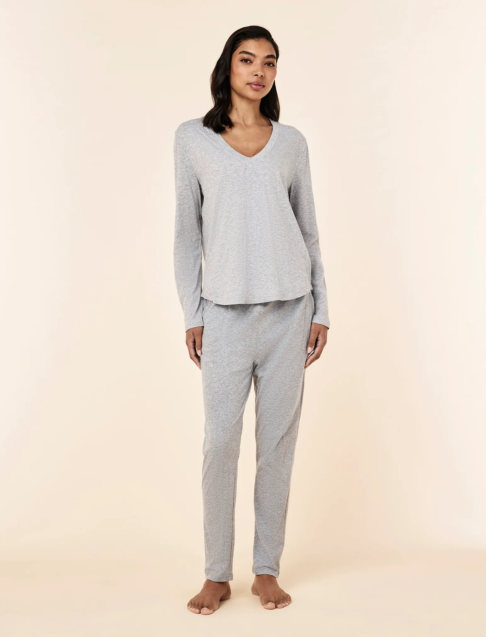 Jada Organic Cotton V-Neck Long Sleeve Tee - Image 4