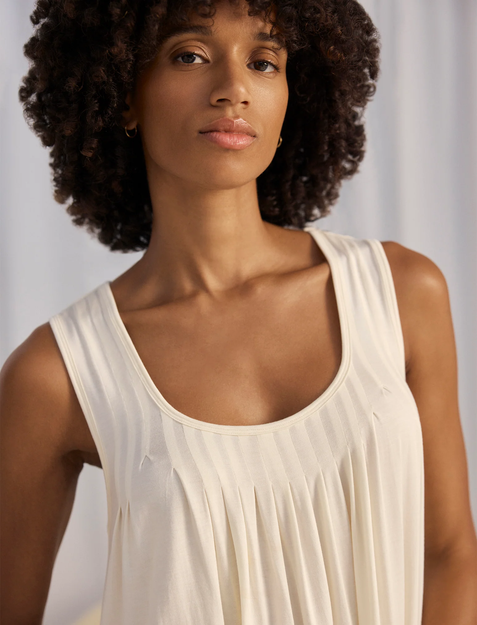 Kate Modal Soft Pleat Front Nightie - Image 3