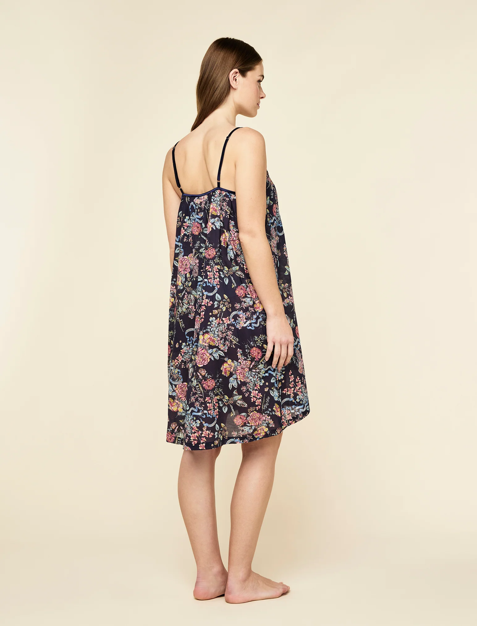 Layla Strappy Nightie - Image 4