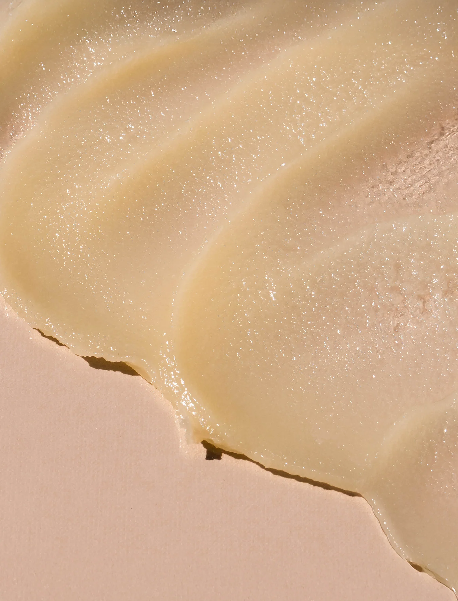 Macabalm Moisturizing Balm - Image 2