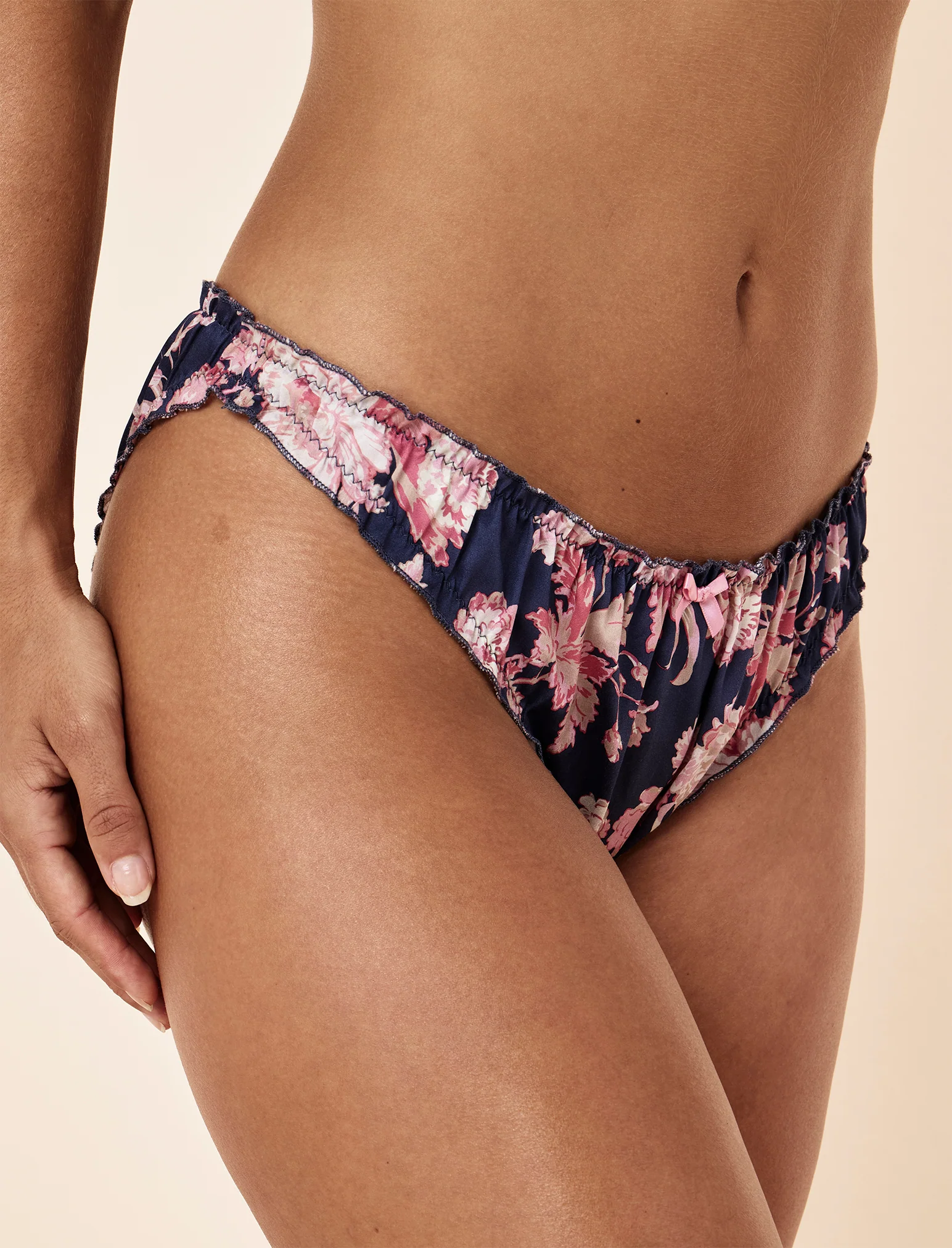 Madelyn Knicker