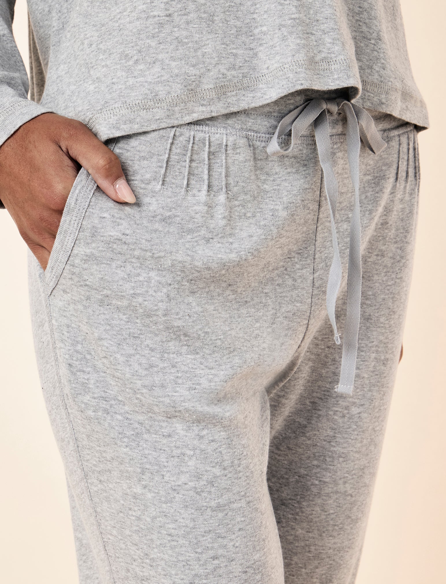 Pia Luxe Jogger - Image 5