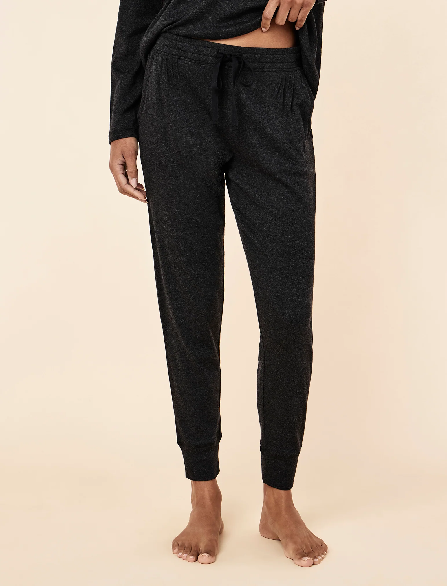 Pia Luxe Jogger - Image 3