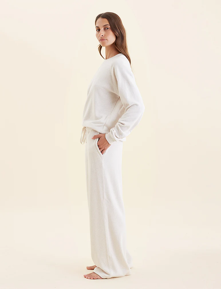 So Soft Fleecy Straight Leg Loungepant - Image 4